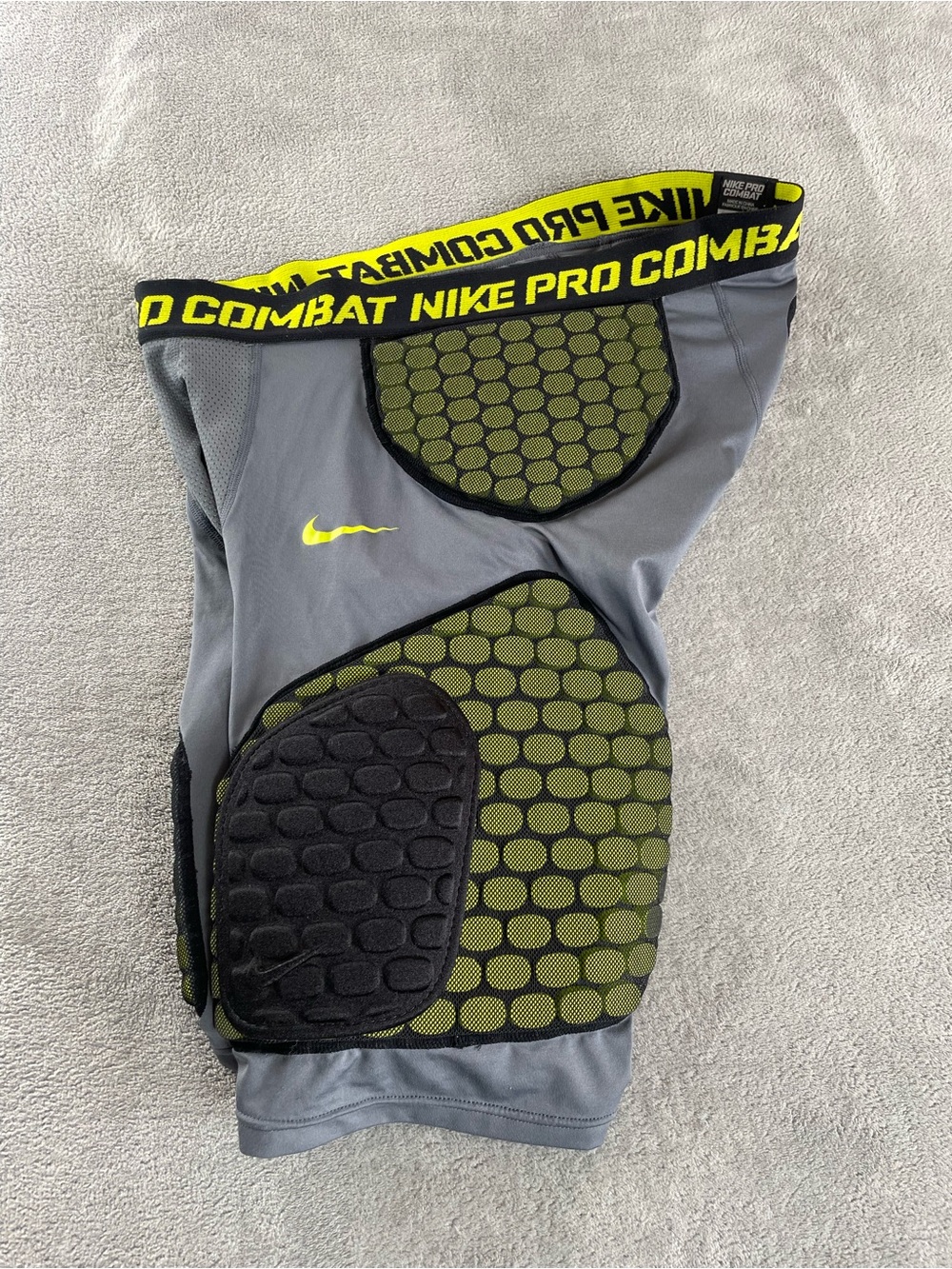 Nike Mens Pro Combat Padded Compression Shorts Dri-FIT Sports Shorts Sz XL Black